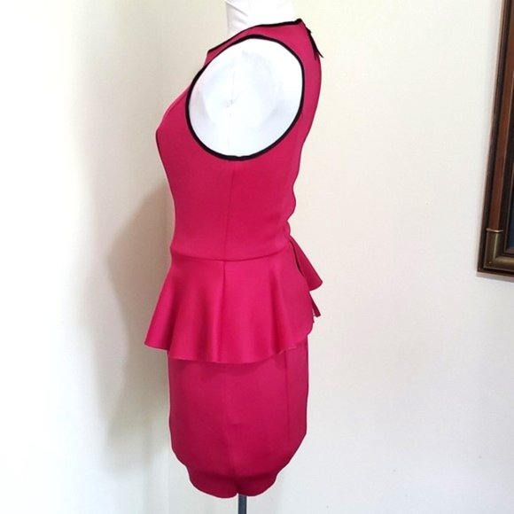 GUESS Los Angeles Hot Pink Peplum Bodycon Dress – Size 2 - Picture 7 of 13